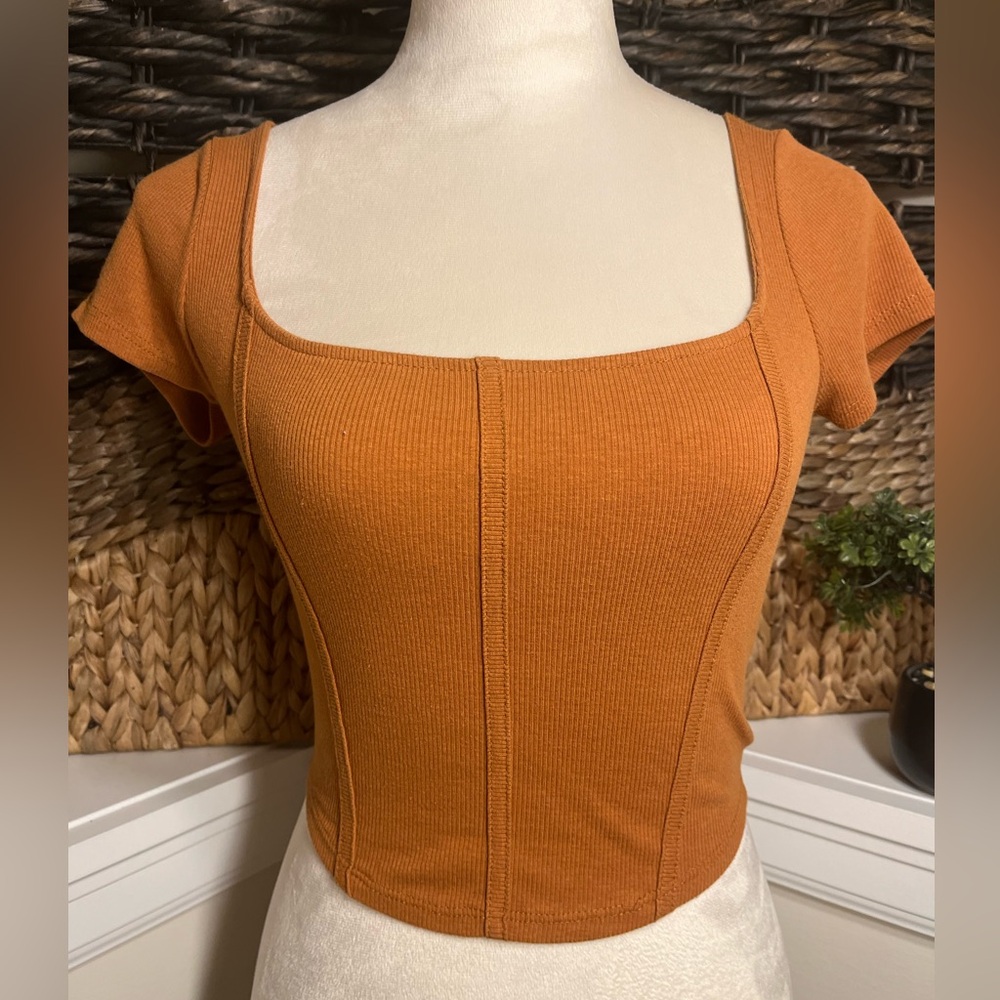 ‼️BOGO SALE ‼️ LUSH Corset Baby Tee Style Top Size XS